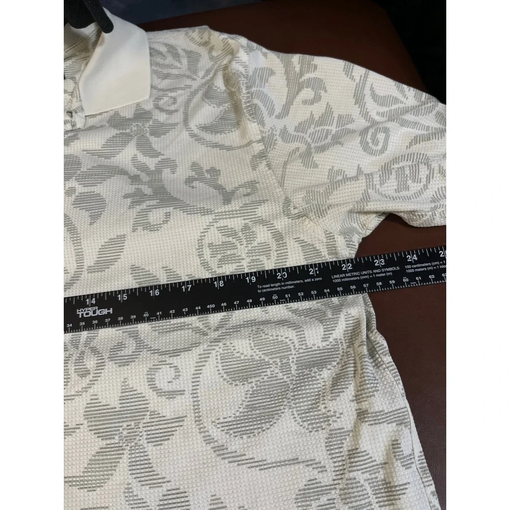The Skins Game Mens Large Polo Shirt Waffle Knit Scroll Floral Damask Cream Grey
